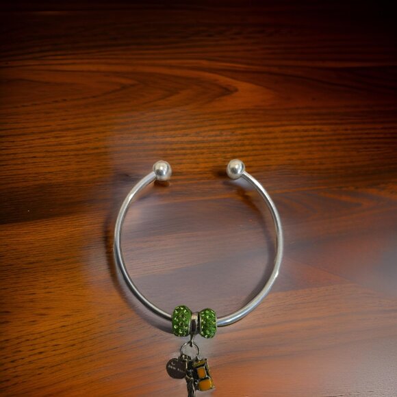 NY charm bangle bracelet - Picture 2 of 2